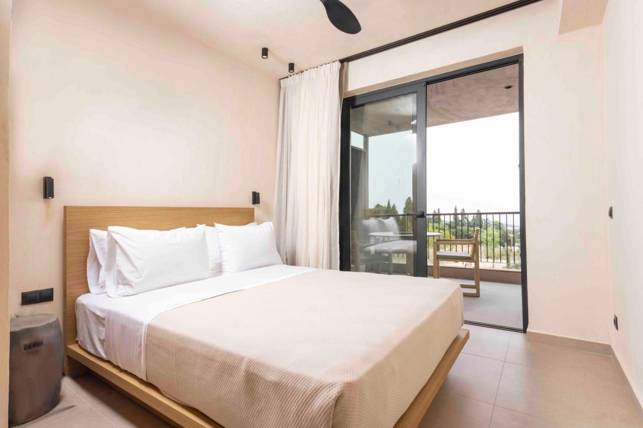 Pnoes Luxury Suites Paliouri Ngoại thất bức ảnh