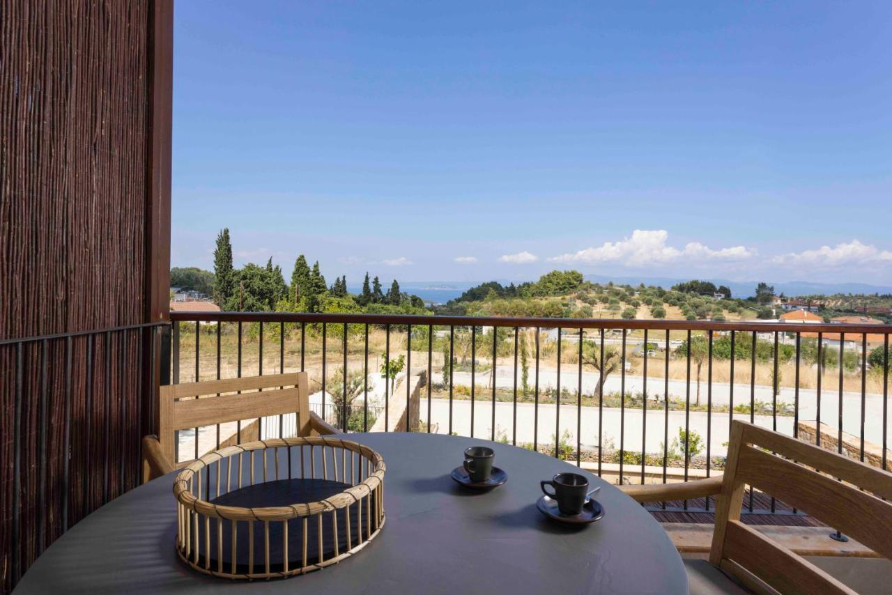 Pnoes Luxury Suites Paliouri Ngoại thất bức ảnh