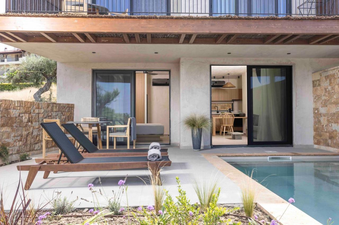 Pnoes Luxury Suites Paliouri Ngoại thất bức ảnh